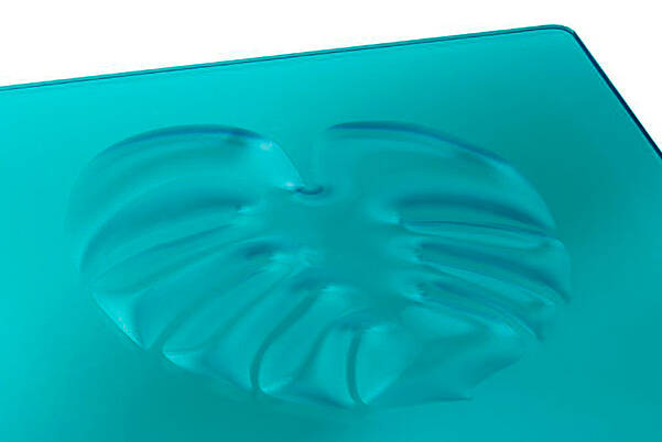 KURZ bietet attraktive Hologramme & 3D-Effekte für Spritzgussbauteile Oberfläche mit 3D-Water-Glow-Effekt für Spritzgussbauteile